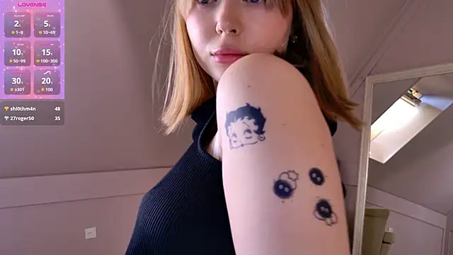ElaraVance's Live XXX Chat