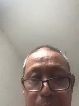 Show modela yaocaobi8 na web-kameri