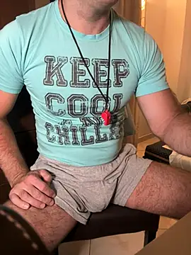 Coach_85 Show in webcam