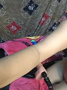 AngelinA-09 Webcam-Show