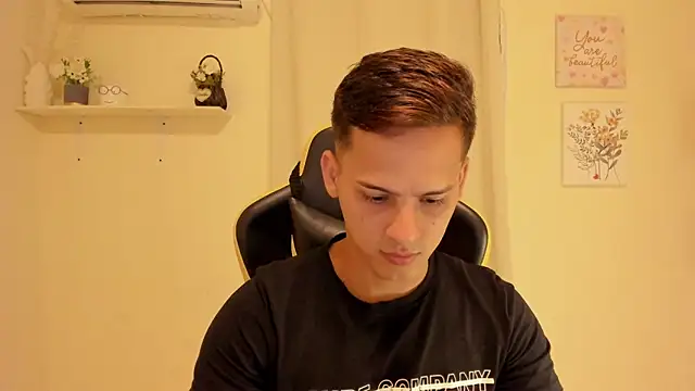 sexy_andres01 Webcam Show