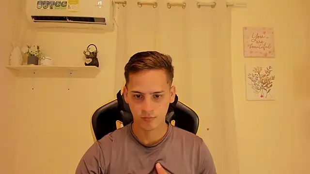 sexy_andres01 webkamerás műsora