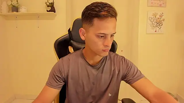 sexy_andres01 Show Webcam