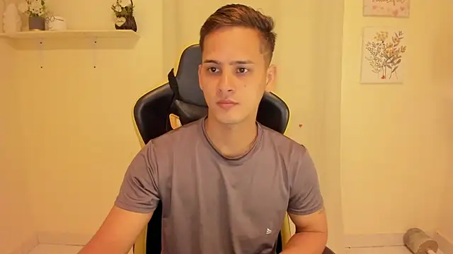 sexy_andres01 网络视讯表演