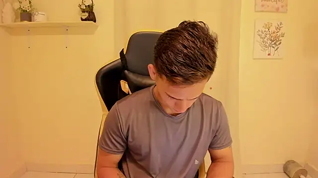 sexy_andres01 网络视讯表演