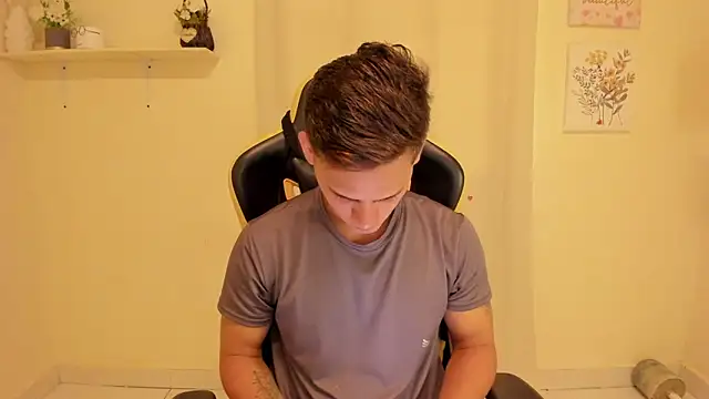sexy_andres01 Pertunjukan Webcam