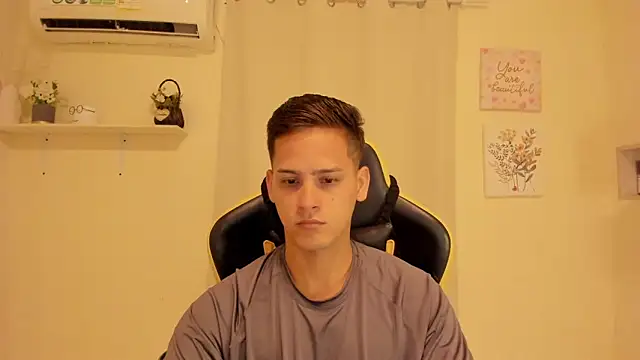 sexy_andres01 webcam show
