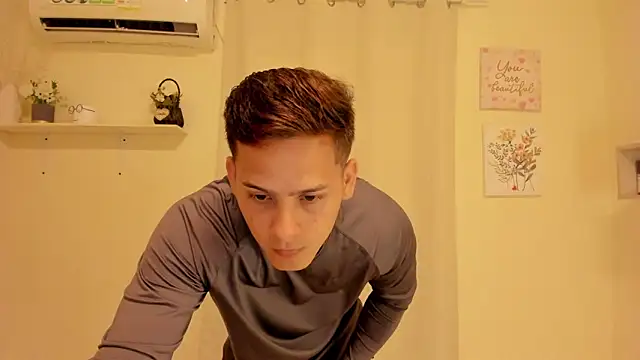 sexy_andres01 网络视讯表演