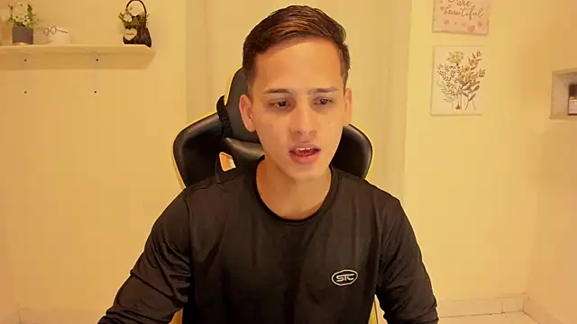 Show de sexy_andres01 na webcam