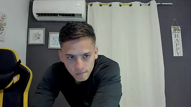 sexy_andres01 Show in webcam