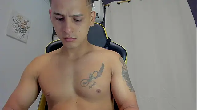 sexy_andres01 Show Webcam
