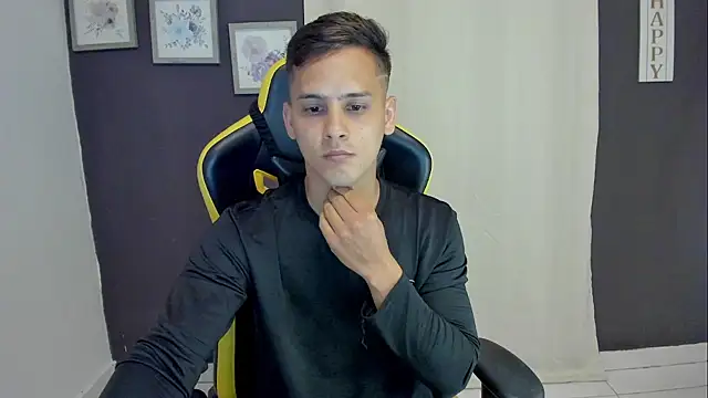 sexy_andres01のウェブカメラショー