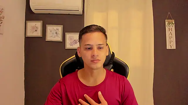 Pokazy przed kamerką – sexy_andres01