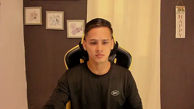 sexy_andres01 Adlı Modelin Web Kamerası Şovu