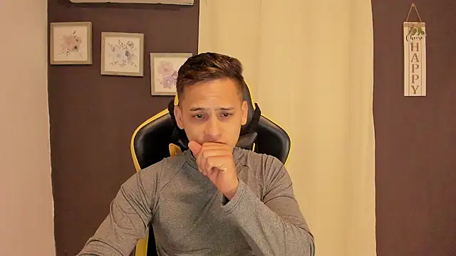 Show de sexy_andres01 na webcam