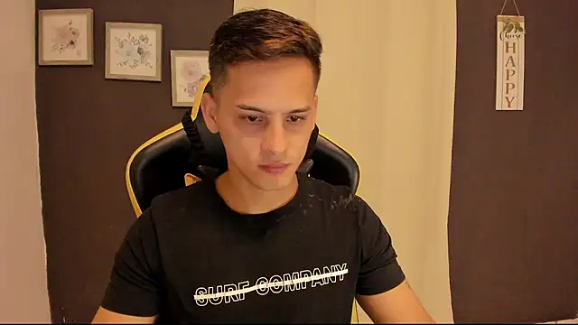 הופעת וובקאם של sexy_andres01