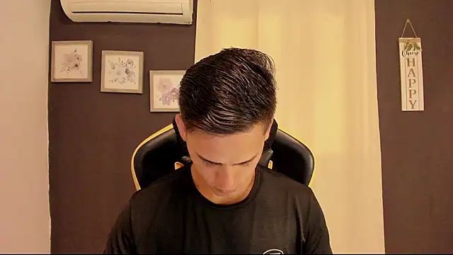 sexy_andres01 网络视讯表演