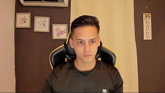 sexy_andres01 webcam show
