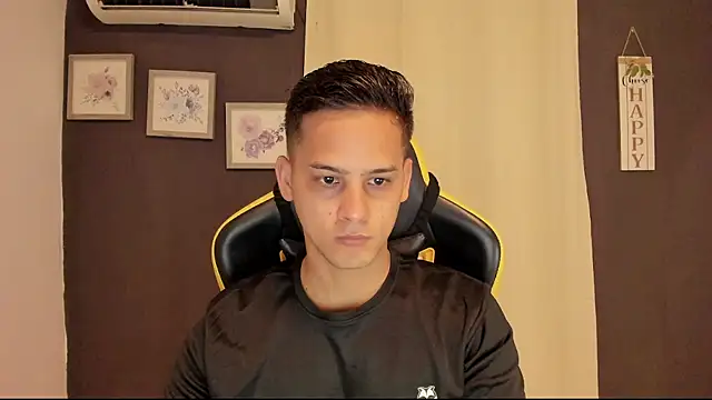 sexy_andres01 Pertunjukan Webcam
