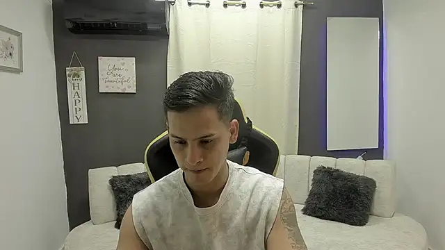 sexy_andres01: вебкам-шоу