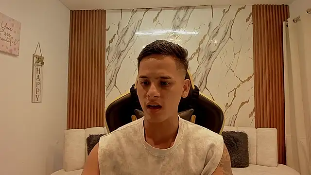 Show modela sexy_andres01 na web-kameri