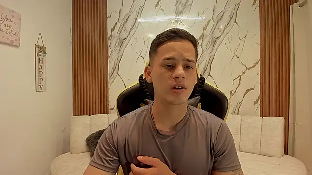 sexy_andres01 网络视讯表演