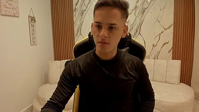 sexy_andres01 网络视讯表演