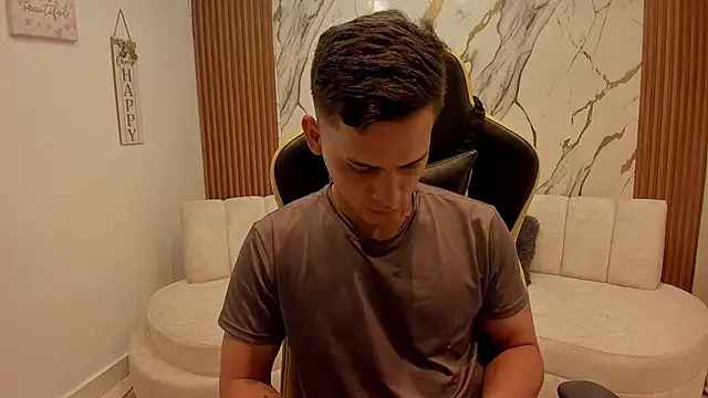 sexy_andres01 网络视讯表演
