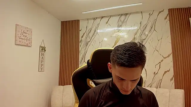 sexy_andres01 Webcam Show