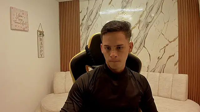 sexy_andres01 网络视讯表演