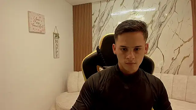 הופעת וובקאם של sexy_andres01