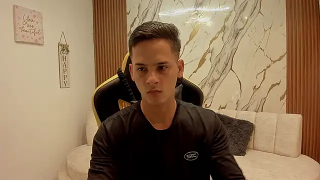 הופעת וובקאם של sexy_andres01
