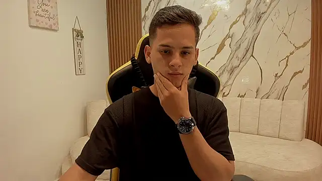 sexy_andres01 Show in webcam