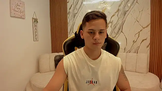 sexy_andres01 网络视讯表演