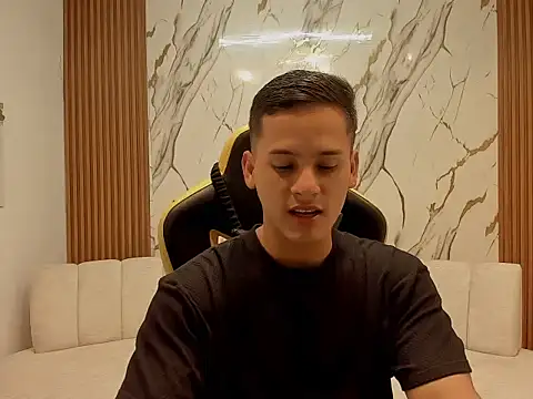 sexy_andres01 Webcam Show