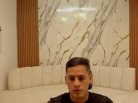 sexy_andres01 Adlı Modelin Web Kamerası Şovu