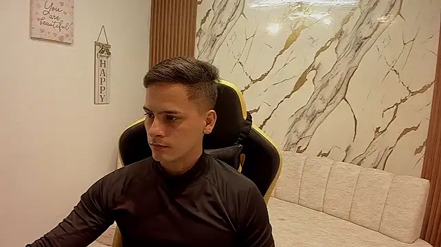 sexy_andres01 网络视讯表演
