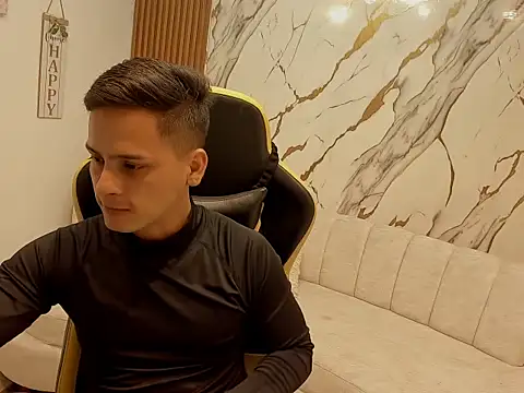 Pokazy przed kamerką – sexy_andres01