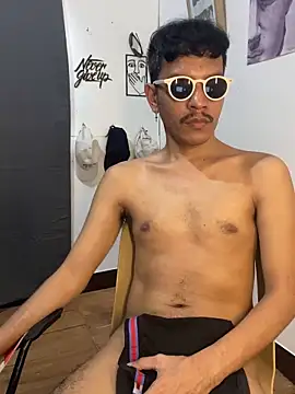 Chat XXX ao vivo de asian_darlingcummersxXx