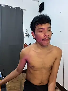 asian_darlingcummersxXx 网络视讯表演