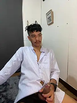 asian_darlingcummersxXx Show Webcam