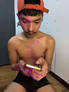 asian_darlingcummersxXx 即時 XXX 聊天