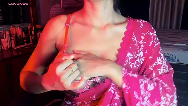 Lusty_Lua: онлайн-секс-чат