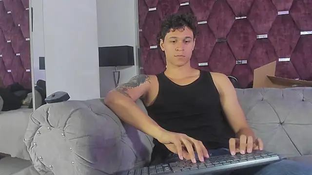 TonyBenedetti webkamerás műsora