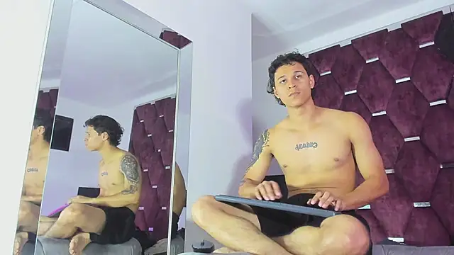 TonyBenedetti 웹캠 쇼