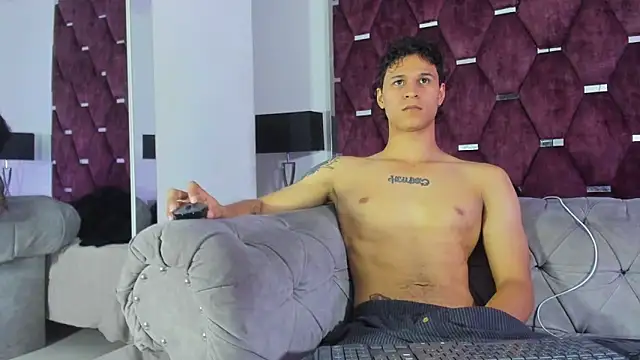 TonyBenedetti webkamerás műsora