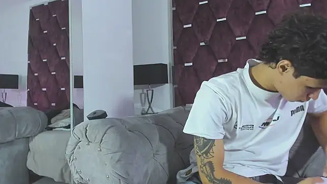 TonyBenedetti Show Webcam