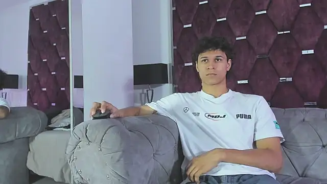 TonyBenedettin Webbikameraesitys