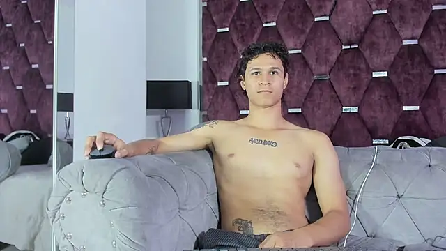 TonyBenedetti webkamerás műsora