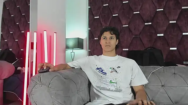 TonyBenedetti Webcamshow